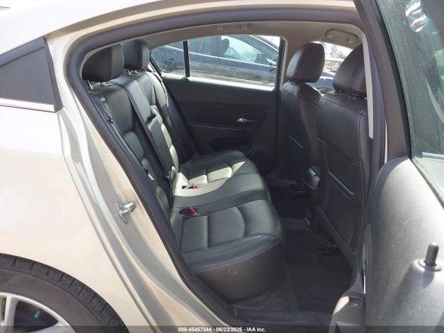 1G1P75SZ8E7186087 Chevrolet Cruze Diesel