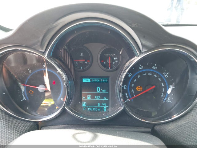 1G1P75SZ8E7186087 Chevrolet Cruze Diesel