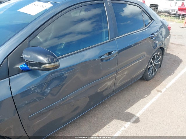 Toyota COROLLA SE 2017 5YFBURHE4HP583806 Image 17
