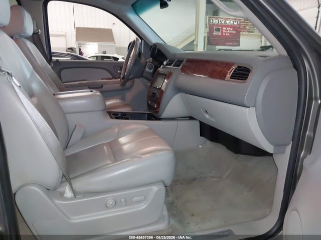2007 Chevrolet Avalanche 1500 Ltz მანქანა იყიდება აუქციონზე, vin: 3GNFK12397G156200, აუქციონის ნომერი: 45457396
