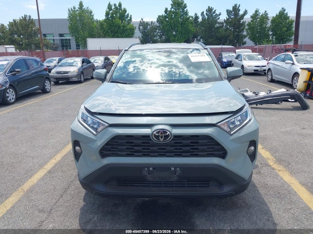 2T3C1RFV8MW183134 Toyota Rav4 Xle Premium