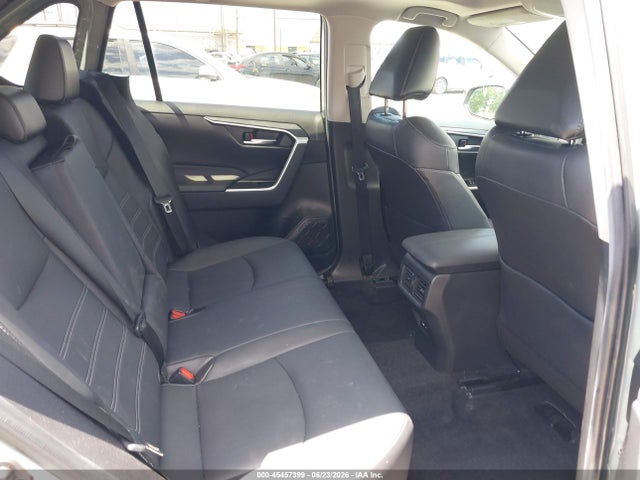 2T3C1RFV8MW183134 Toyota Rav4 Xle Premium
