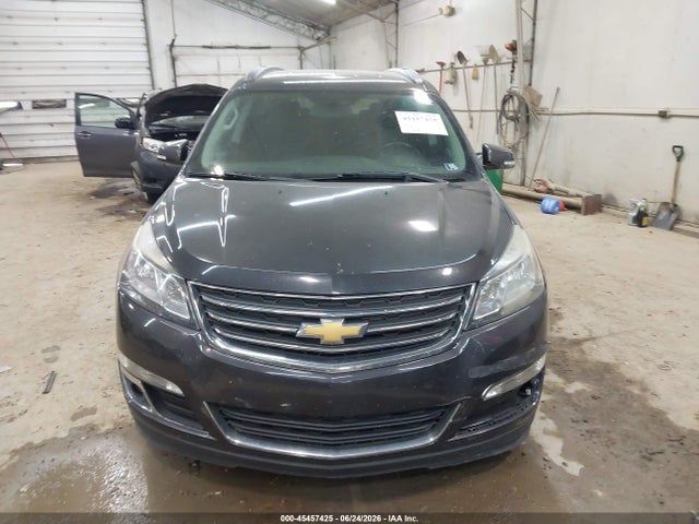 2017 Chevrolet Traverse Lt მანქანა იყიდება აუქციონზე, vin: 1GNKVGKD5HJ105293, აუქციონის ნომერი: 45457425