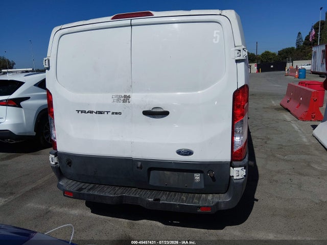 Ford Transit-250 2017 1FTYR2ZM9HKB28747 Image 16