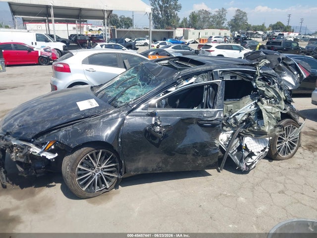 45457441 :رقم المزاد ، 58ADA1C1XRU052335 vin ، 2024 Lexus Es 300h مزاد بيع
