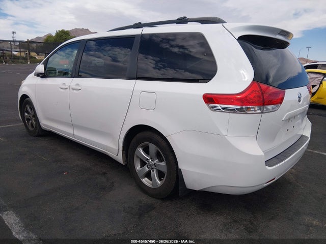 5TDKK3DC4ES489824 Toyota Sienna Le V6 8 Passenger