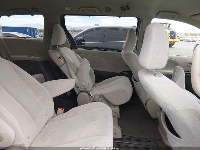 5TDKK3DC4ES489824 Toyota Sienna Le V6 8 Passenger