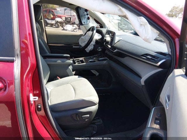 Toyota SIENNA XLE 2022 5TDJRKEC6NS090168 Image 5
