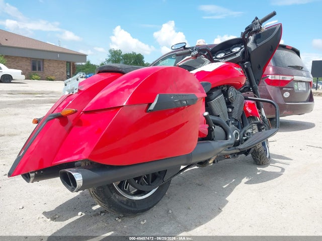 5VPDW36N5E3032955 Victory Motorcycles Cross Country