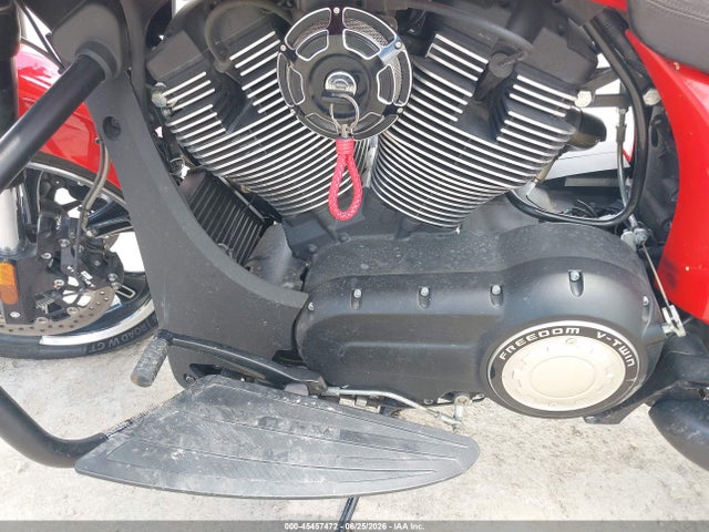 5VPDW36N5E3032955 Victory Motorcycles Cross Country