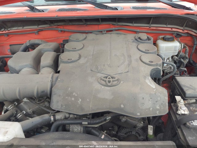 Toyota FJ Cruiser 2014 JTEBU4BF4EK178006 Image 10