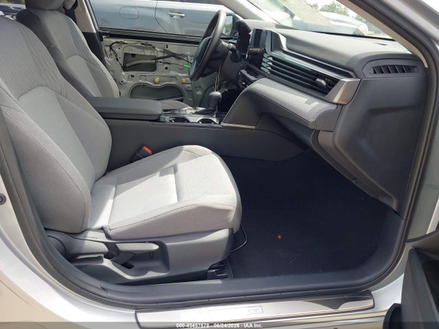 Toyota CAMRY LE 2025 4T1DAACK6SU056176 Image 5