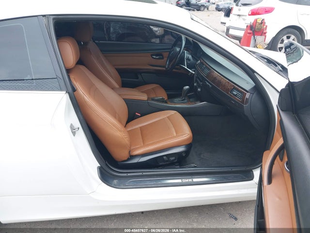 45457627 :رقم المزاد ، WBAKF5C50BE655998 vin ، 2011 Bmw 328i Xdrive مزاد بيع