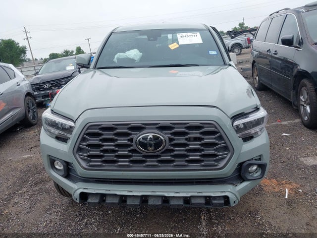 45457711 :رقم المزاد ، 3TMCZ5AN4NM504355 vin ، 2022 Toyota Tacoma Trd Off Road مزاد بيع