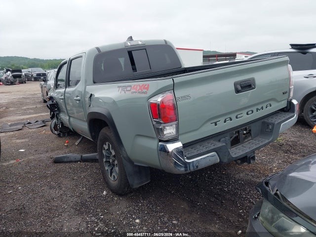 45457711 :رقم المزاد ، 3TMCZ5AN4NM504355 vin ، 2022 Toyota Tacoma Trd Off Road مزاد بيع