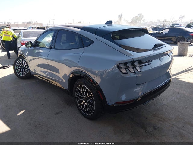 Ford Mustang Mach-e Premium 2024 3FMTK3R45RMA09457 Image 3
