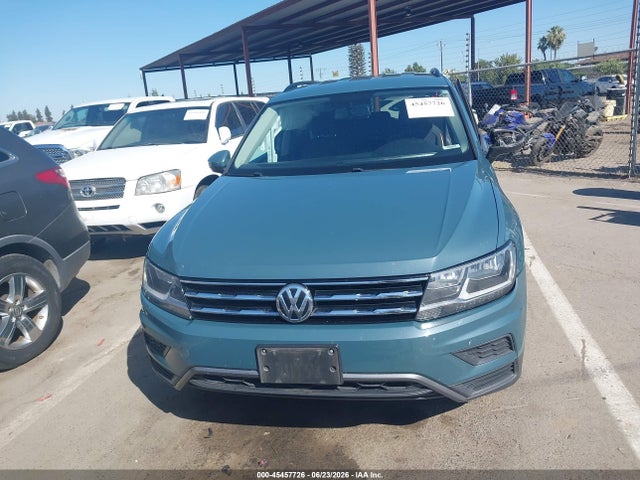 3VV1B7AX8KM113182 Volkswagen Tiguan 2.0t S