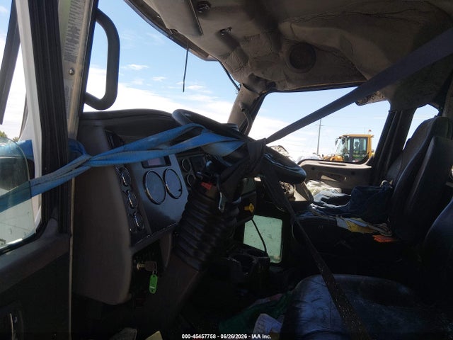 Продаж на аукціоні авто 2016 Kenworth Construction T370, vin: 3BKHHJ7XXGF104808, номер лоту: 45457758