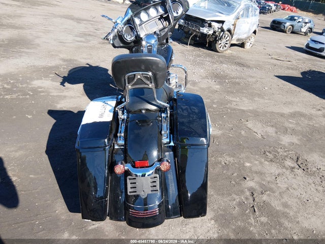 45457790 :رقم المزاد ، 1HD1KPM13EB701376 vin ، 2014 Harley-davidson Flhx Shrine Street Glide مزاد بيع