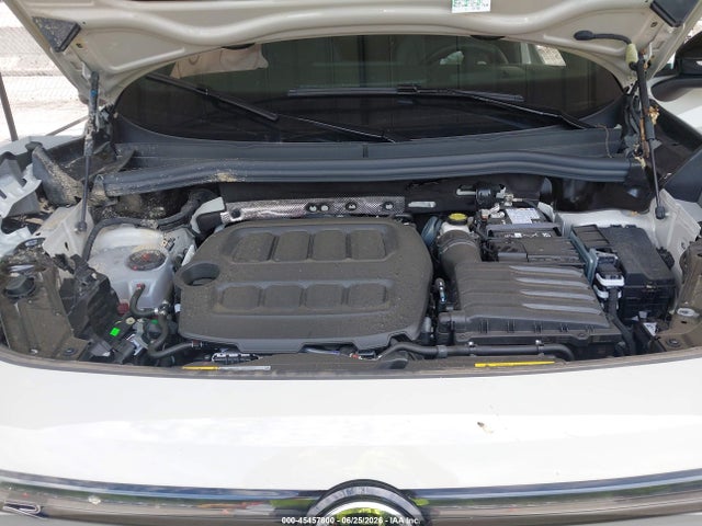 2026 Volkswagen Tiguan Se R-line Black მანქანა იყიდება აუქციონზე, vin: 3VVGR7RM1TM040464, აუქციონის ნომერი: 45457800