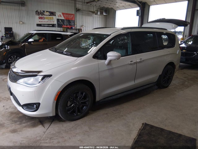 Chrysler Pacifica Awd Launch Edition 2020 2C4RC3BG1LR274036 Image 2