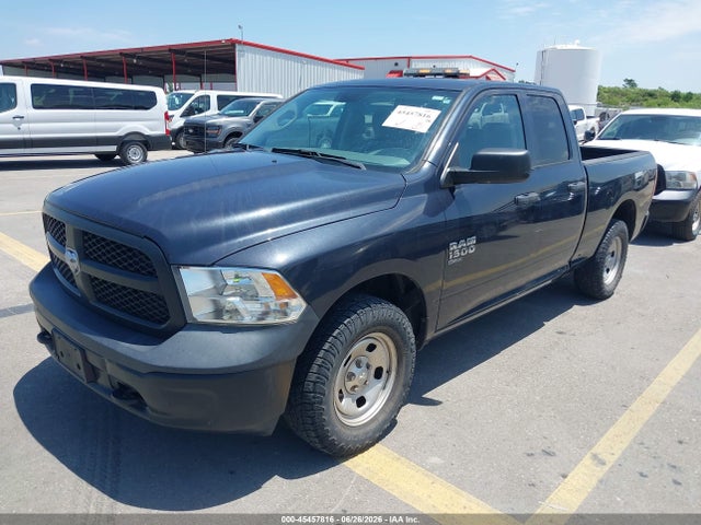 1C6RR7FG0LS156498 RAM 1500 Classic Tradesman 4x4 6&#039;4 Box