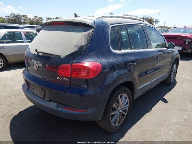 WVGAV7AX3FW595583 Volkswagen TIGUAN SE