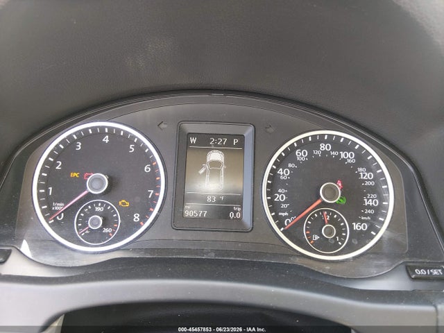 WVGAV7AX3FW595583 Volkswagen TIGUAN SE