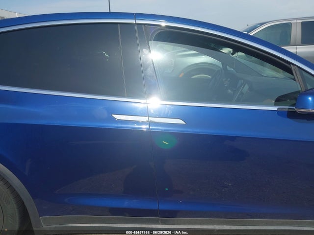 Auction sale of the 2019 Tesla Model X 100d/75d/long Range, vin: 5YJXCAE26KF152679, lot number: 45457868
