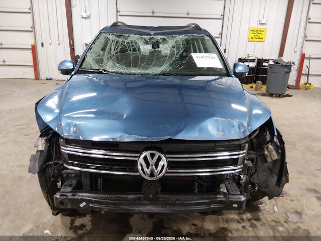 Продажа на аукционе авто 2017 Volkswagen Tiguan 2.0t/2.0t S, vin: WVGBV7AX0HK005421, номер лота: 45457949