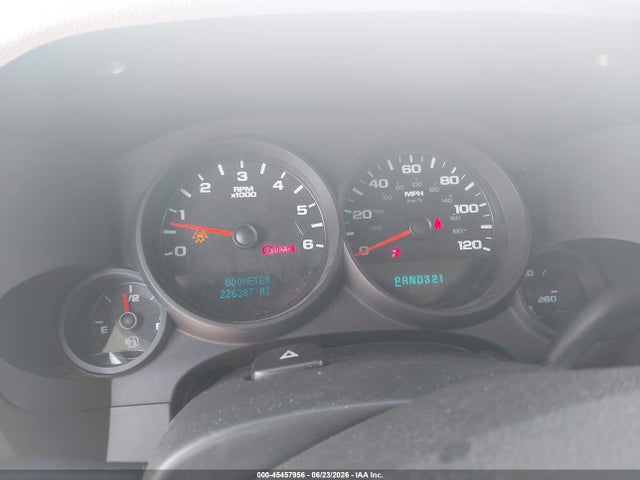 Продажа на аукционе авто 2011 Chevrolet Silverado 1500 Work Truck, vin: 1GCNKPEA4BZ147656, номер лота: 45457956