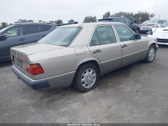 Продажа на аукционе авто 1992 Mercedes-benz 400 E, vin: WDBEA34E7NB659651, номер лота: 45457976