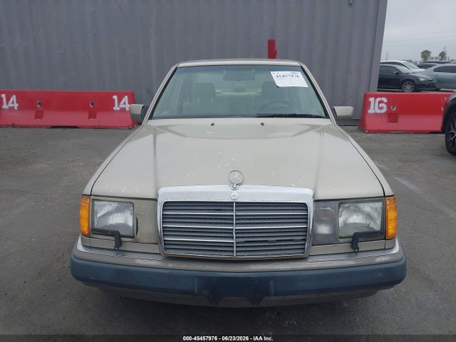 Продажа на аукционе авто 1992 Mercedes-benz 400 E, vin: WDBEA34E7NB659651, номер лота: 45457976