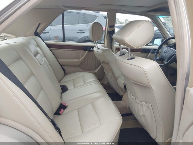 Продажа на аукционе авто 1992 Mercedes-benz 400 E, vin: WDBEA34E7NB659651, номер лота: 45457976