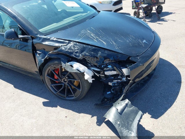 Tesla Model 3 Performance All-wheel Drive 2025 5YJ3E1ET2SF077433 Image 6