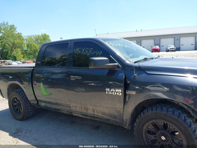 45458049 :رقم المزاد ، 3C6RR7KT8GG136872 vin ، 2016 Ram 1500 Express مزاد بيع
