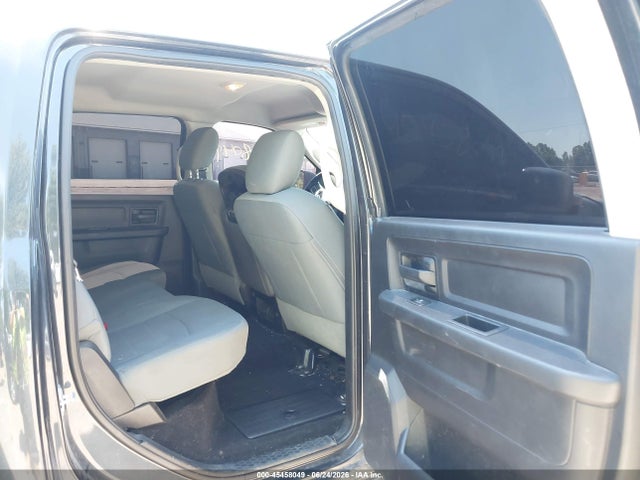 45458049 :رقم المزاد ، 3C6RR7KT8GG136872 vin ، 2016 Ram 1500 Express مزاد بيع