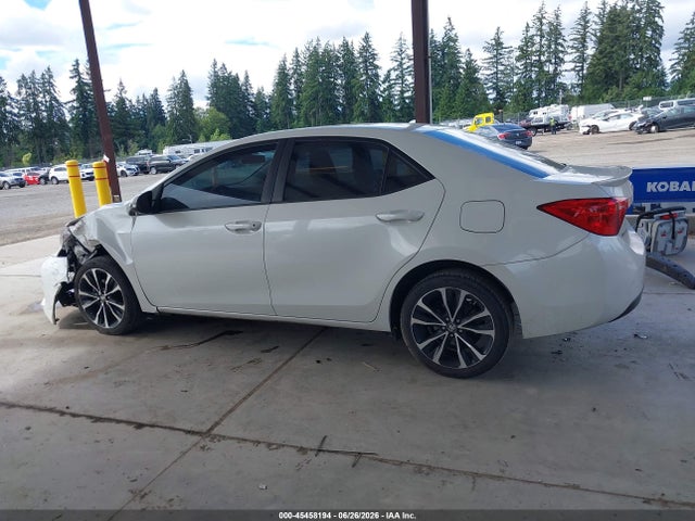 Toyota COROLLA SE 2018 5YFBURHE0JP802816 Image 14