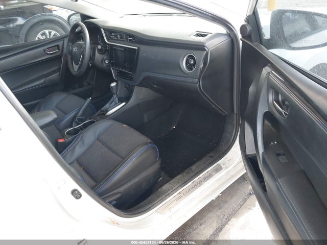 Toyota COROLLA SE 2018 5YFBURHE0JP802816 Image 5