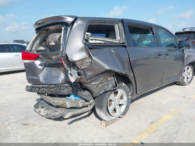 5TDZK3DC1ES443866 Toyota Sienna L V6 7 Passenger