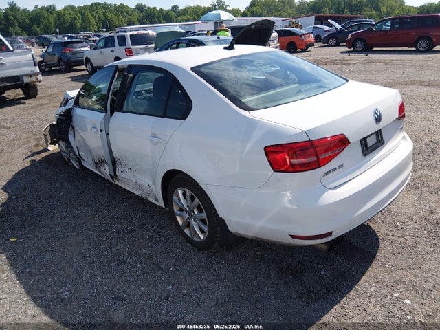 2015 Volkswagen Jetta 1.8t Se მანქანა იყიდება აუქციონზე, vin: 3VWD17AJ5FM305611, აუქციონის ნომერი: 45458235