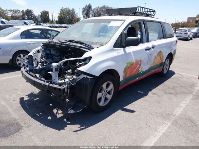 45458254 :رقم المزاد ، 5TDZK3DC3GS757375 vin ، 2016 Toyota Sienna L 7 Passenger مزاد بيع