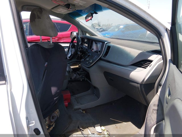 5TDZK3DC3GS757375 Toyota Sienna L 7 Passenger