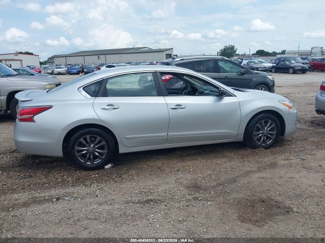 Продажа на аукционе авто 2015 Nissan Altima 2.5 S, vin: 1N4AL3AP0FC461009, номер лота: 45458302