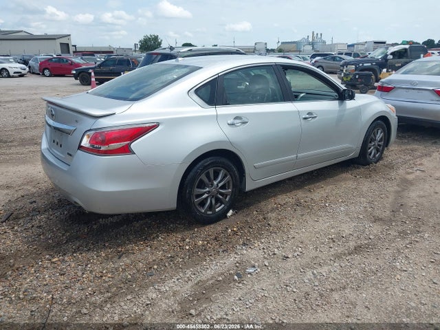 Продажа на аукционе авто 2015 Nissan Altima 2.5 S, vin: 1N4AL3AP0FC461009, номер лота: 45458302