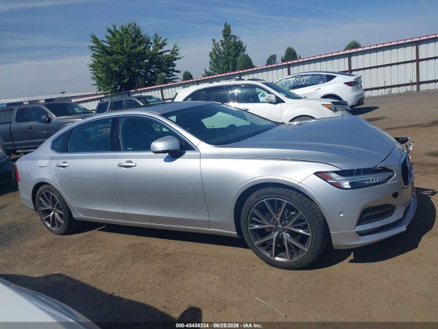 45458334 :رقم المزاد ، LVY982MK6JP031181 vin ، 2018 Volvo S90 T5 Momentum مزاد بيع