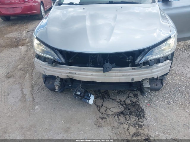 Продаж на аукціоні авто 2015 Chrysler 200 C, vin: 1C3CCCCB6FN703380, номер лоту: 45458360