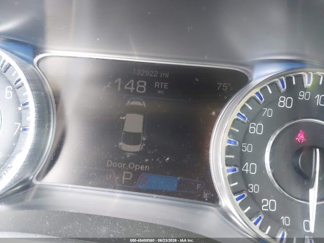 Продаж на аукціоні авто 2015 Chrysler 200 C, vin: 1C3CCCCB6FN703380, номер лоту: 45458360