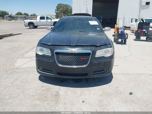 2013 Chrysler 300c John Varvatos Luxury Edition მანქანა იყიდება აუქციონზე, vin: 2C3CCADT3DH627554, აუქციონის ნომერი: 45458371