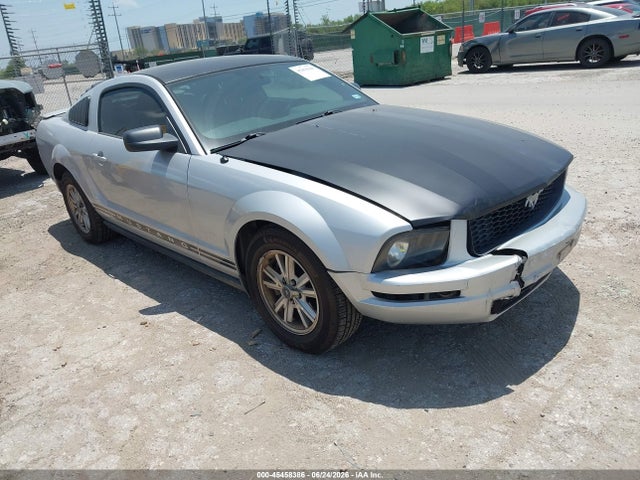 45458386 :رقم المزاد ، 1ZVHT80N885115798 vin ، 2008 Ford Mustang V6 Deluxe/v6 Premium مزاد بيع
